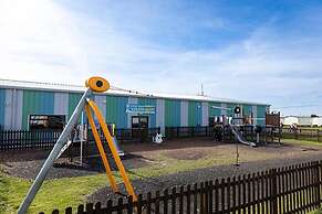 2br-sleeps6-wifi-freeparking-holidaypark