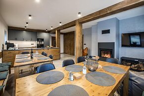 Mountain Chalet Lbh027