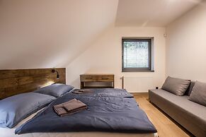 Mountain Chalet Lbh027
