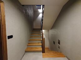Mountain Chalet Lbh027