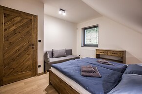 Mountain Chalet Lbh027