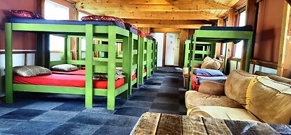 Moonsong Backpackers