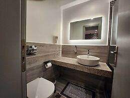 Urban Core Residence