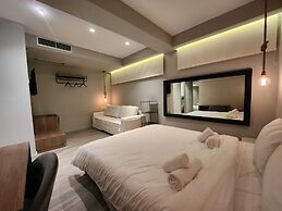 Urban Core Residence