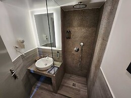 Urban Core Residence