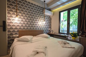 Urban Core Residence