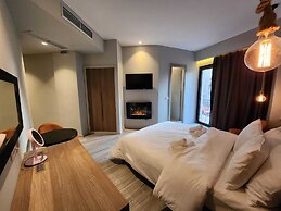 Urban Core Residence