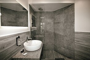 Urban Core Residence