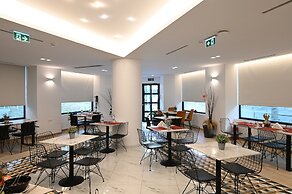Urban Core Residence