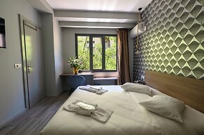 Urban Core Residence