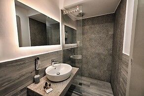 Urban Core Residence