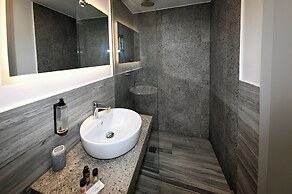 Urban Core Residence