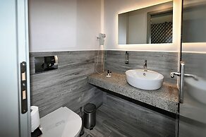 Urban Core Residence