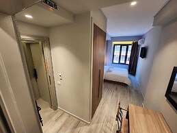 Urban Core Residence