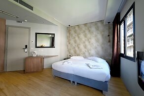 Urban Core Residence