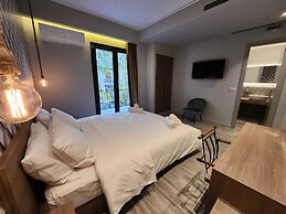 Urban Core Residence