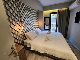 Urban Core Residence