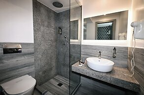 Urban Core Residence