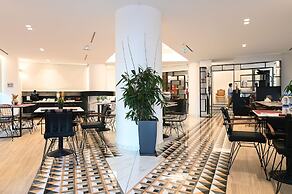 Urban Core Residence
