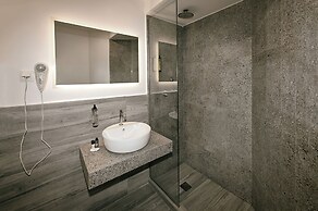 Urban Core Residence