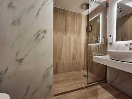 Urban Core Residence