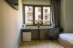 Urban Core Residence
