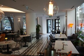 Urban Core Residence