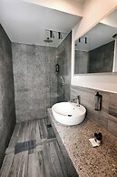 Urban Core Residence