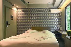 Urban Core Residence