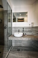 Urban Core Residence