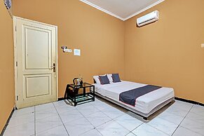 Collection O 92864 Mitra Residence