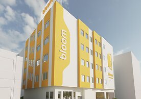 Bloom Hotel - Karol Bagh