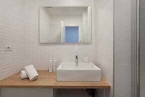 Chic Modern Lofts by Wonderful Italy