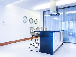 Beachfront 2br 2bath Apartment Private Plunge Pool 50 Meter to Naithon