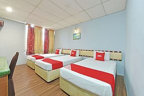 OYO 90846 Hotel Akasia