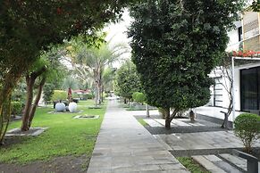 Villa Alpha International Hotel