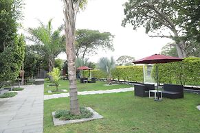 Villa Alpha International Hotel