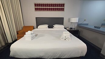 Illini Inn & Suites Hotel - Rantoul/Gifford/Champaign/Urbana