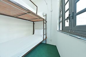 SPOT ON 90850 Ehsan Travels Home  Kl