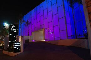 Apple Motel - Adults Only