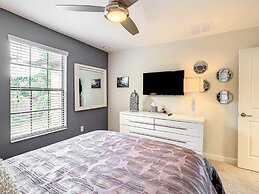 Paradise Away From The Parks At Solterra 6 Bedroom Home