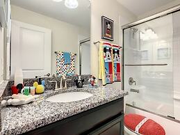 Paradise Away From The Parks At Solterra 6 Bedroom Home