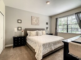 Champions Gate Oasis - 7 Bed - Private Pool 7 Bedroom Home