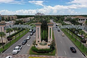 Champions Gate Oasis - 7 Bed - Private Pool 7 Bedroom Home