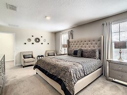 Champions Gate Oasis - 7 Bed - Private Pool 7 Bedroom Home