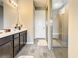 New! Luxury @ Championsgate! 3 Bedroom Home