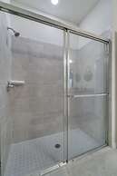 Living Large On Lelani 10 Bedroom Home