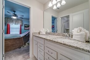 Living Large On Lelani 10 Bedroom Home