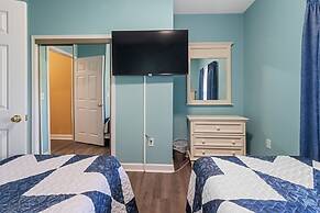 Arbor Trace #832 2 Bedroom Condo by RedAwning