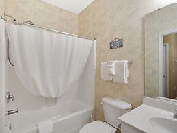 Arbor Trace #832 2 Bedroom Condo by RedAwning